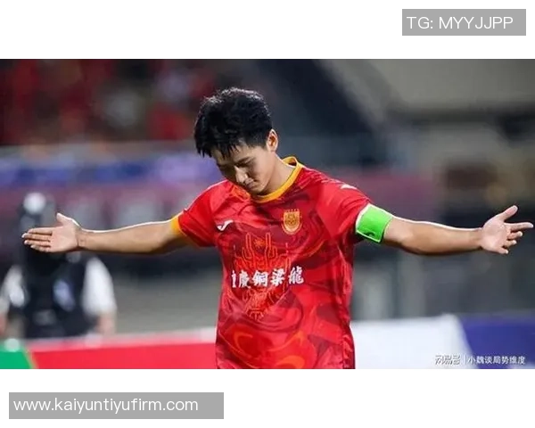 国安U21新星戴金宇试训中超升班马重庆铜梁龙展现潜力